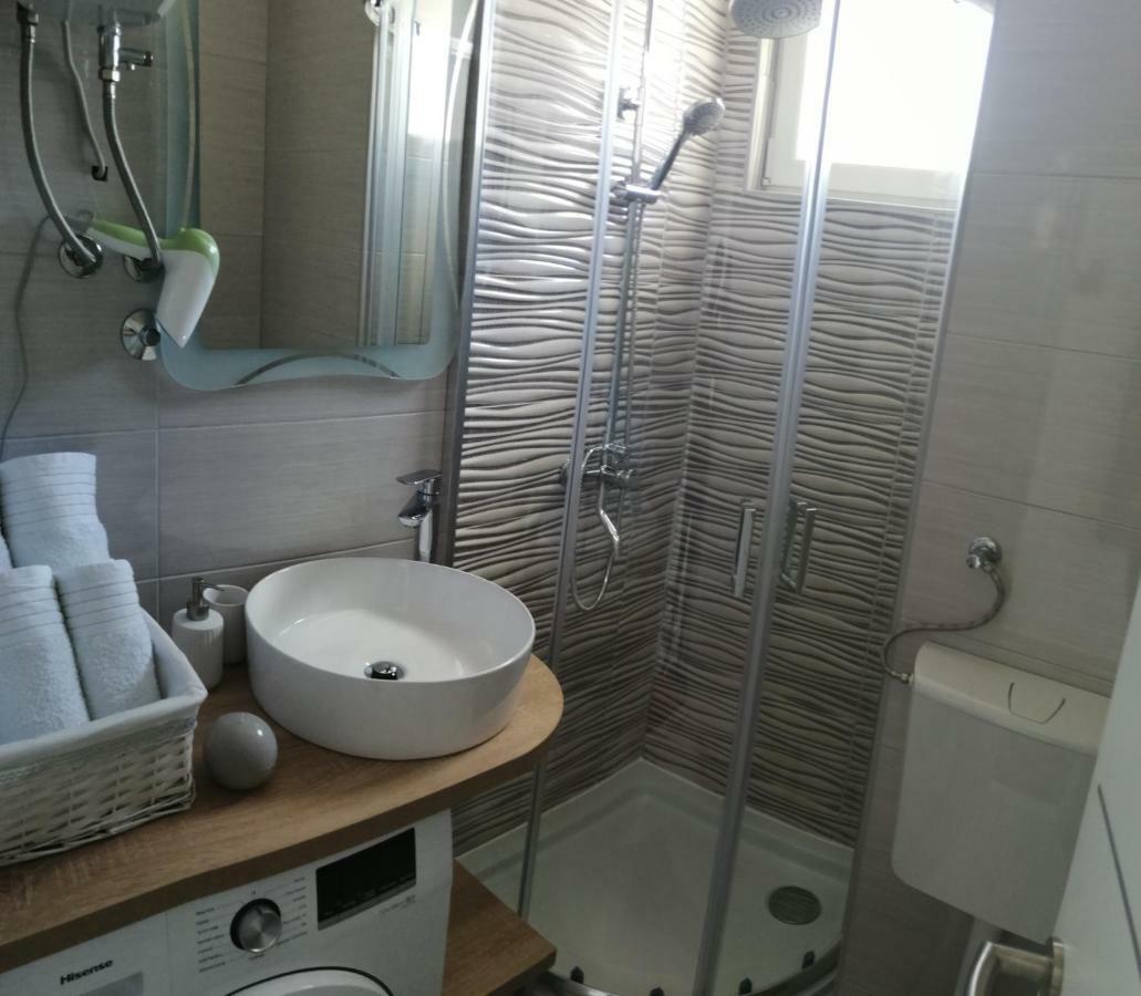 Studio Apartment Lanterna Zadar Exterior photo